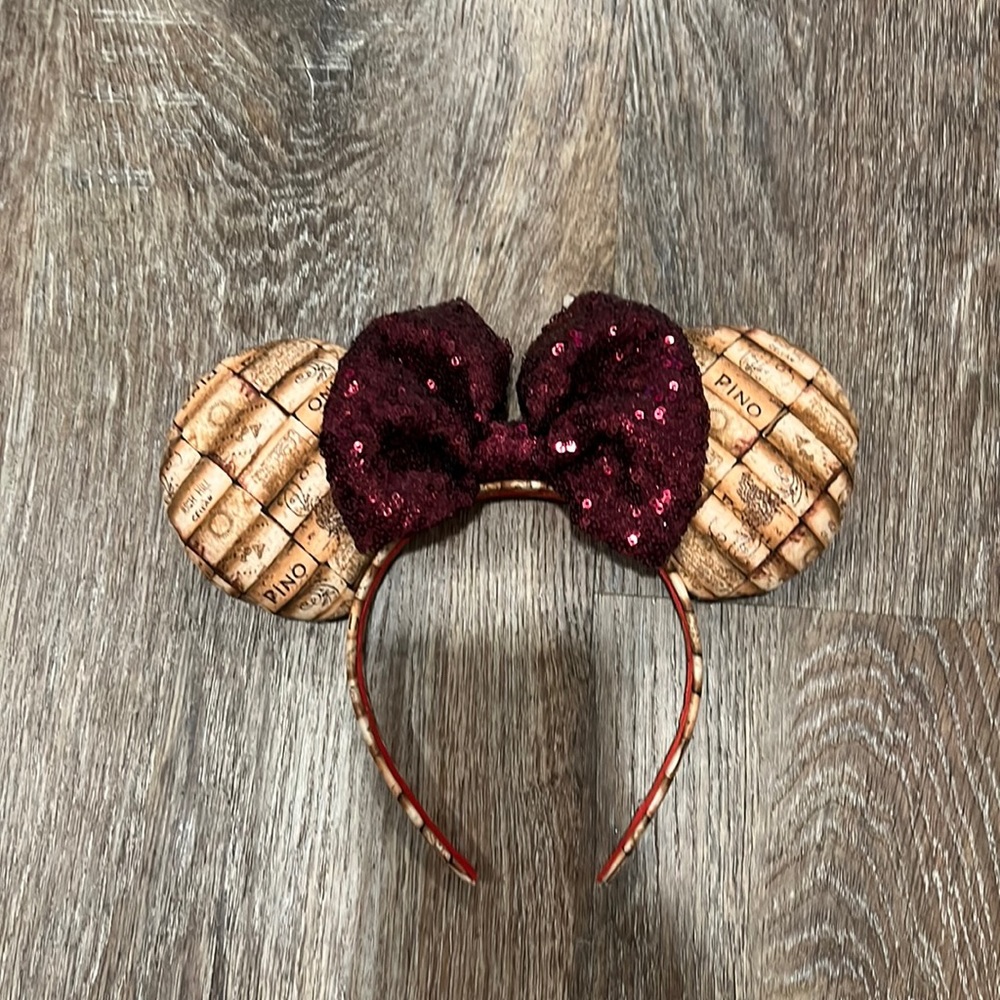 Disney Minnie Mouse ears